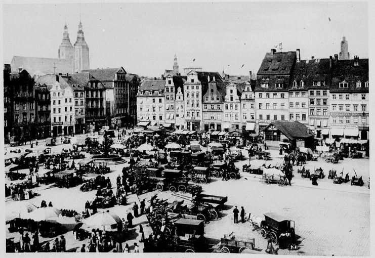 10_Der Welt-Spiegel_1913_05_15_p02_Breslau_Wochenmarkt_Stadt-Land