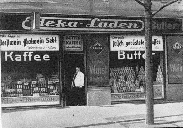 12_Deutsche-Handels-Rundschau_30_1937_Nr27_pI_Einkausgenossenschaften_Edeka_Schaufenster_Alkohol_Berlin