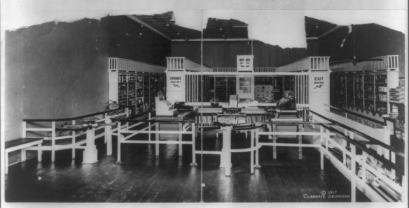 01_Library of Congress_3a33004u_USA_Einzelhandel_Selbstbedienung_Piggly-Wiggly_Memphis_Verkaufsstätte