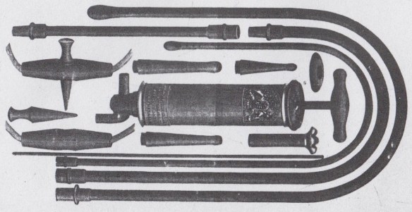 014_Medizinische Klinik_21_1925_p394_Medizinaltechnik_Magenpumpe_John-Weiß