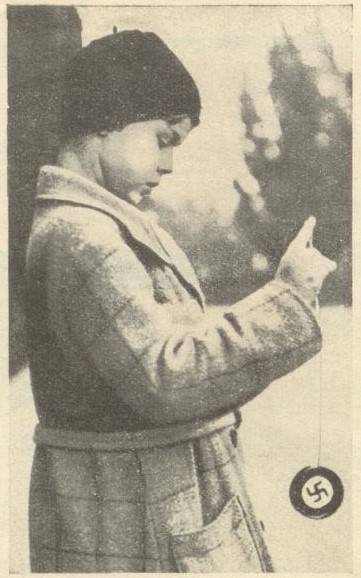 36_Der Nebelspalter_59_1933_Nr01_p6_Jo-Jo_Hakenkreuz