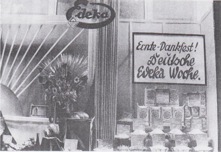 14_Edeka Reklame_1934_p257_Einzelhandel_Schaufensterwerbung_Erntedank_Edeka