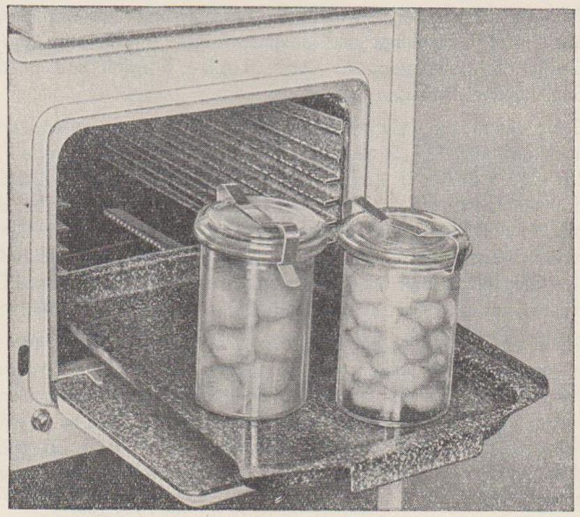 30_Kochbuch_1940_p54_Einmachen_Haushaltskonservierung_Backofen_Glaskonserven