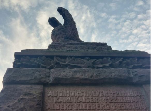 08_Uwe-Spiekermann_Kriegerdenkmal_Boffzen_WKI_Albert-Kleeberg