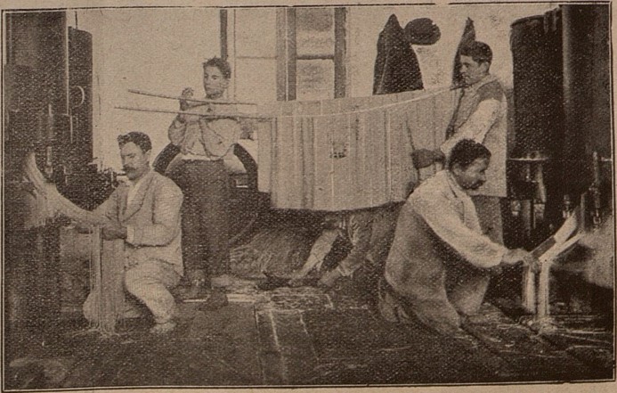17_Das Blatt der Hausfrau_16_1905-06_p0239_Makkaroni_Italien_Produktionsstaetten_Knetmaschine_Trocknung