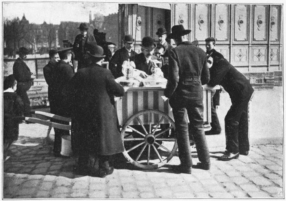 04_Berliner Leben_10_1907_Nr03_p14_Straßenhandel_Speiseeis_Eishaendler